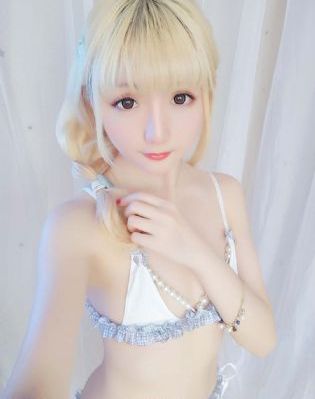 年轻的女医生