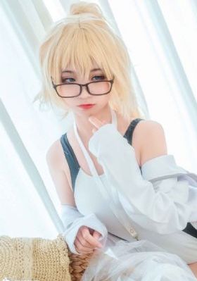 李卫当官第一部免费观看全集